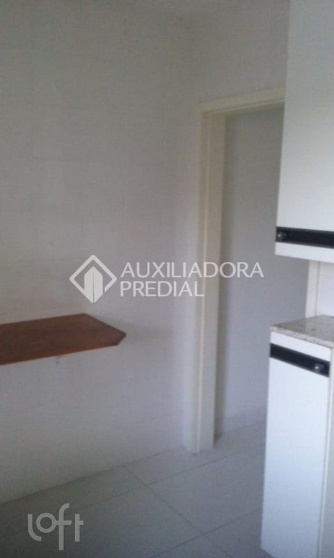 Image 21 - 232247